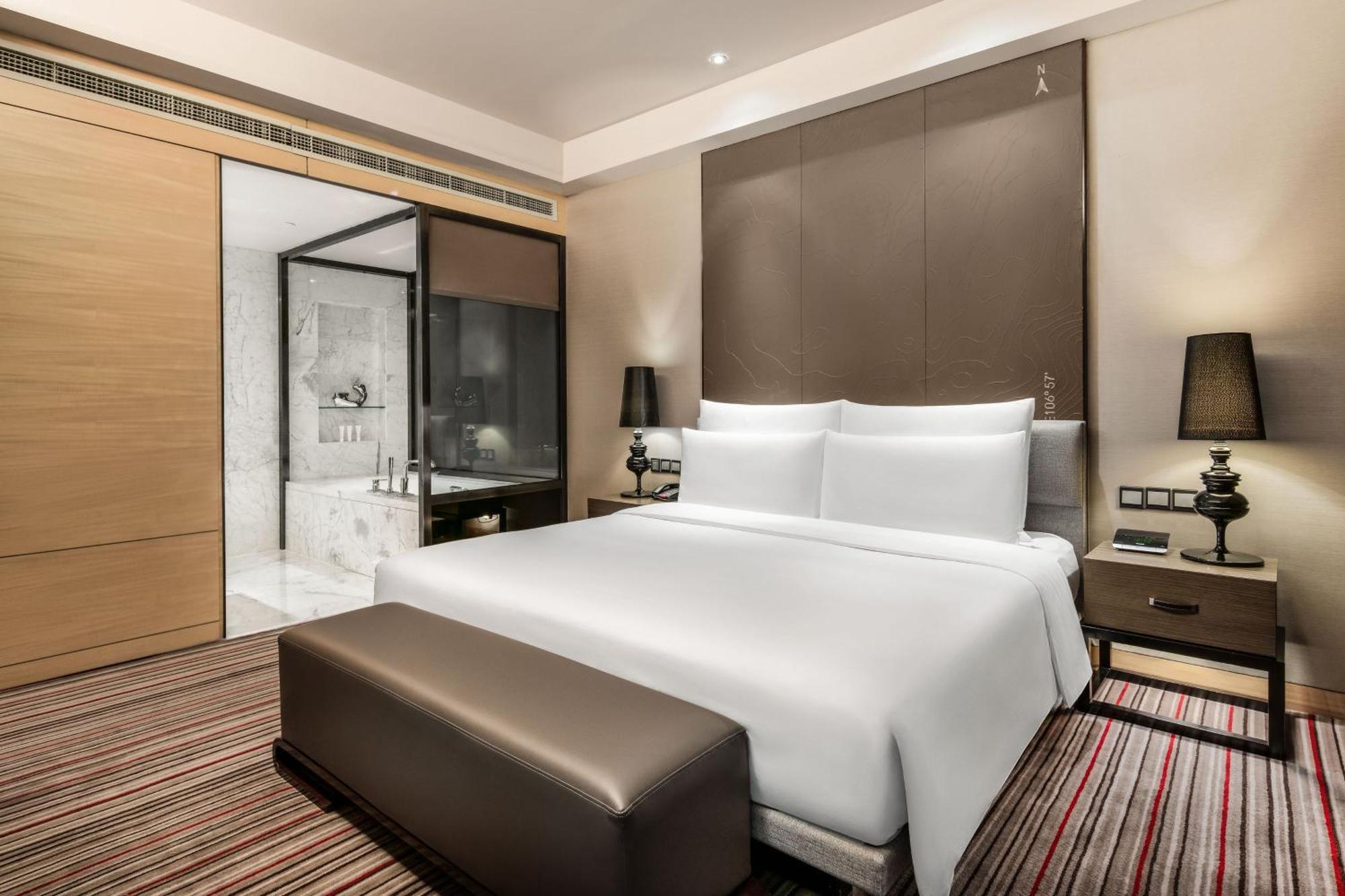 Le Meridien Chongqing Nan'An Екстериор снимка