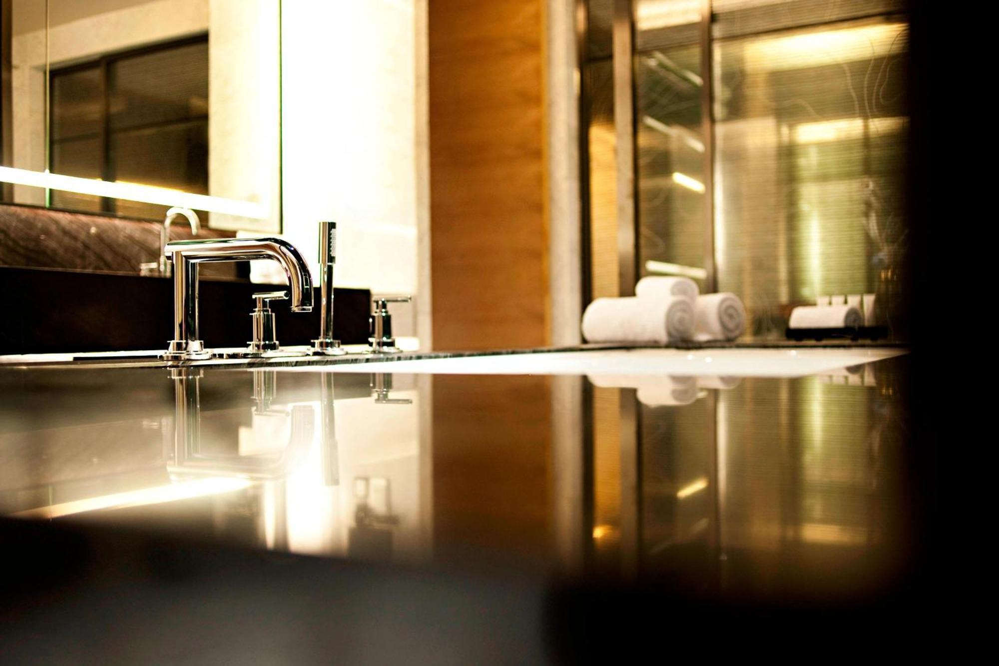 Le Meridien Chongqing Nan'An Екстериор снимка